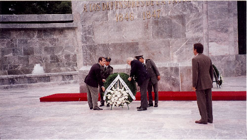 Placing the Wreath